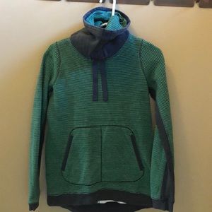 Lululemon super warm sweatshirt size 4